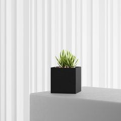 Кашпо из бетона &laquo;КУБ 120*120*120mm&raquo; черное