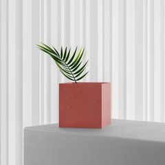 Кашпо из бетона &laquo;КУБ 150*150*150mm&raquo; коралловый