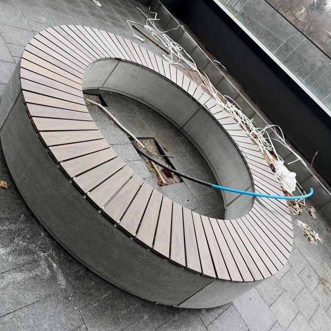 Лавочка из бетона "Donut max" d2800mm
